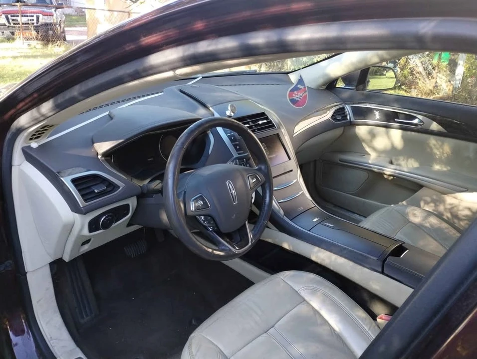 2014 Lincoln MKZ - Image 11 of 14