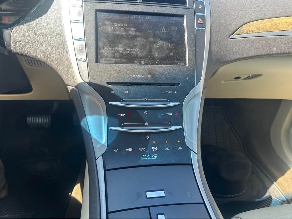 2014 Lincoln MKZ - Image 11 of 16