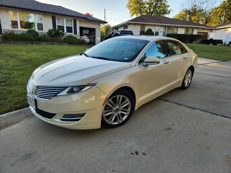 2014 Lincoln MKZ - Image 2 of 5