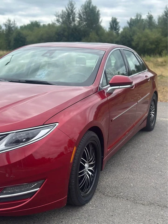 2014 Lincoln MKZ - Image 17 of 18