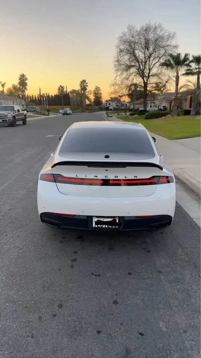 2014 Lincoln MKZ - Image 2 of 5