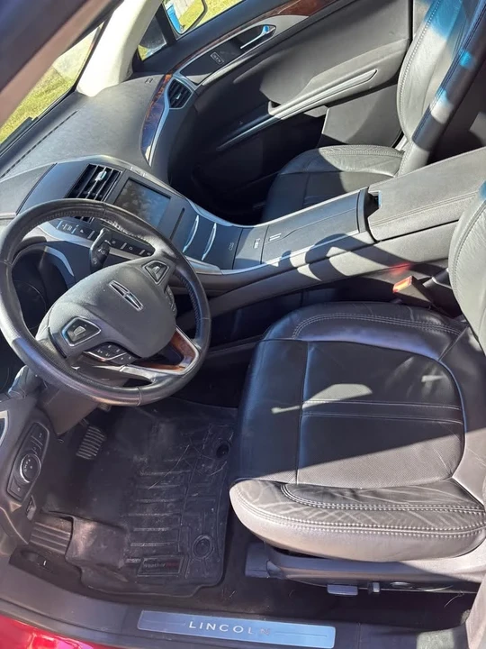 2014 Lincoln MKZ - Image 6 of 8