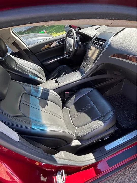 2014 Lincoln MKZ - Image 7 of 8
