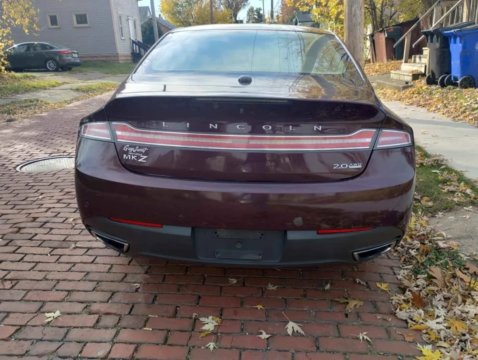 2014 Lincoln MKZ - Image 4 of 15