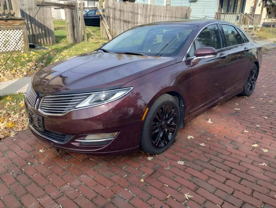 2014 Lincoln MKZ - Image 2 of 15