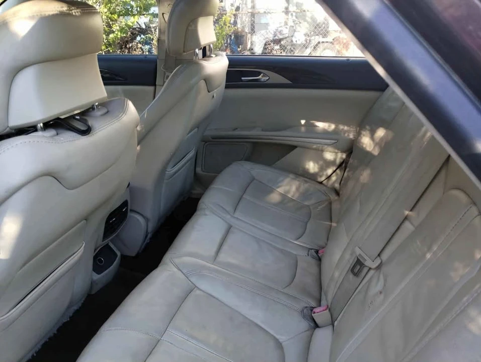 2014 Lincoln MKZ - Image 12 of 15