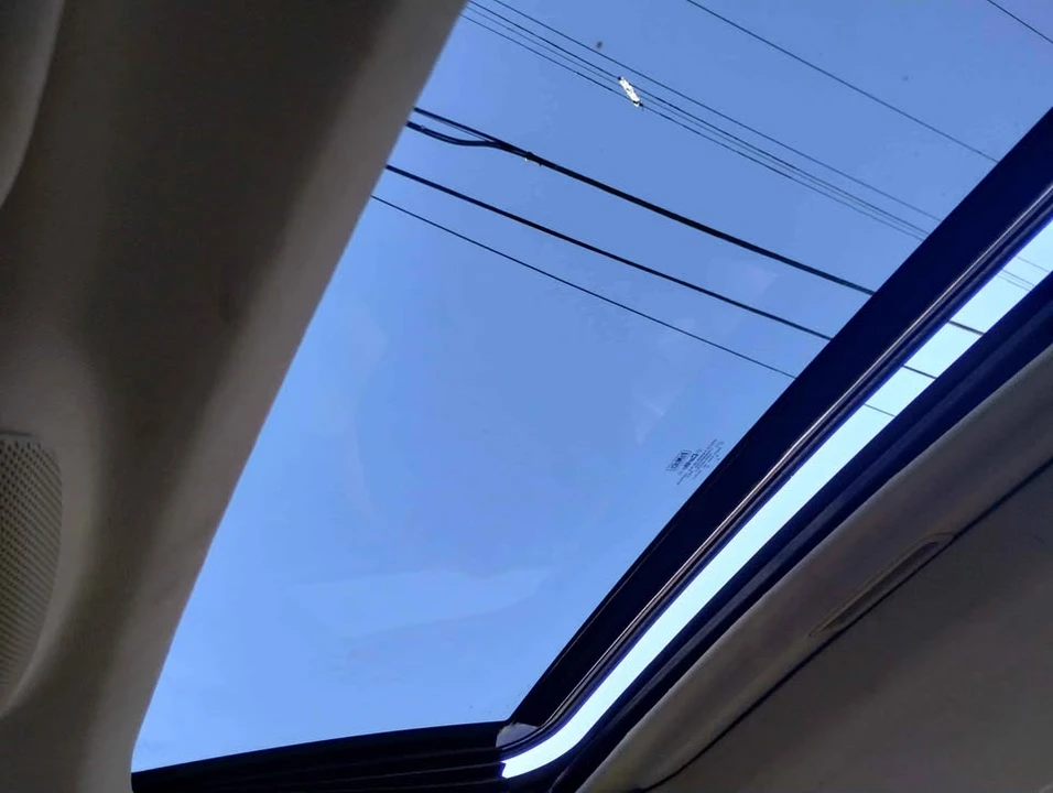 2014 Lincoln MKZ - Image 6 of 15