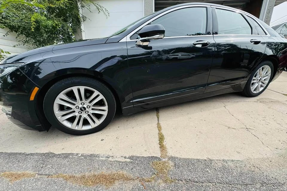 2014 Lincoln MKZ - Image 11 of 12