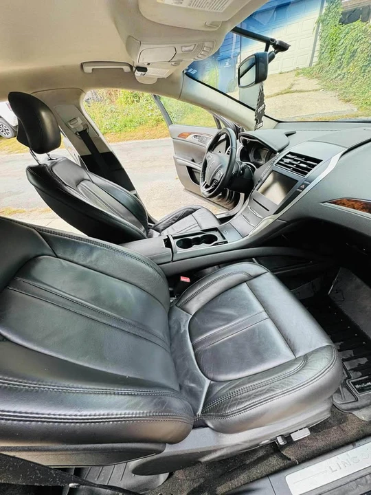 2014 Lincoln MKZ - Image 6 of 12