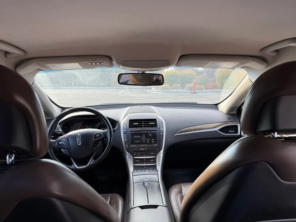 2014 Lincoln MKZ - Image 17 of 20