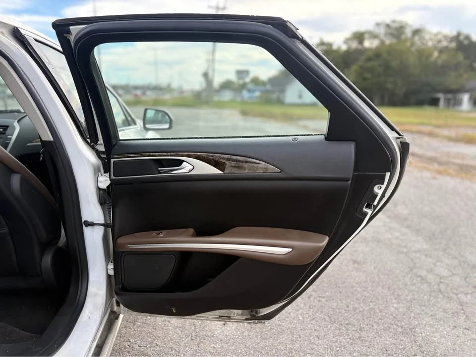 2014 Lincoln MKZ - Image 15 of 20