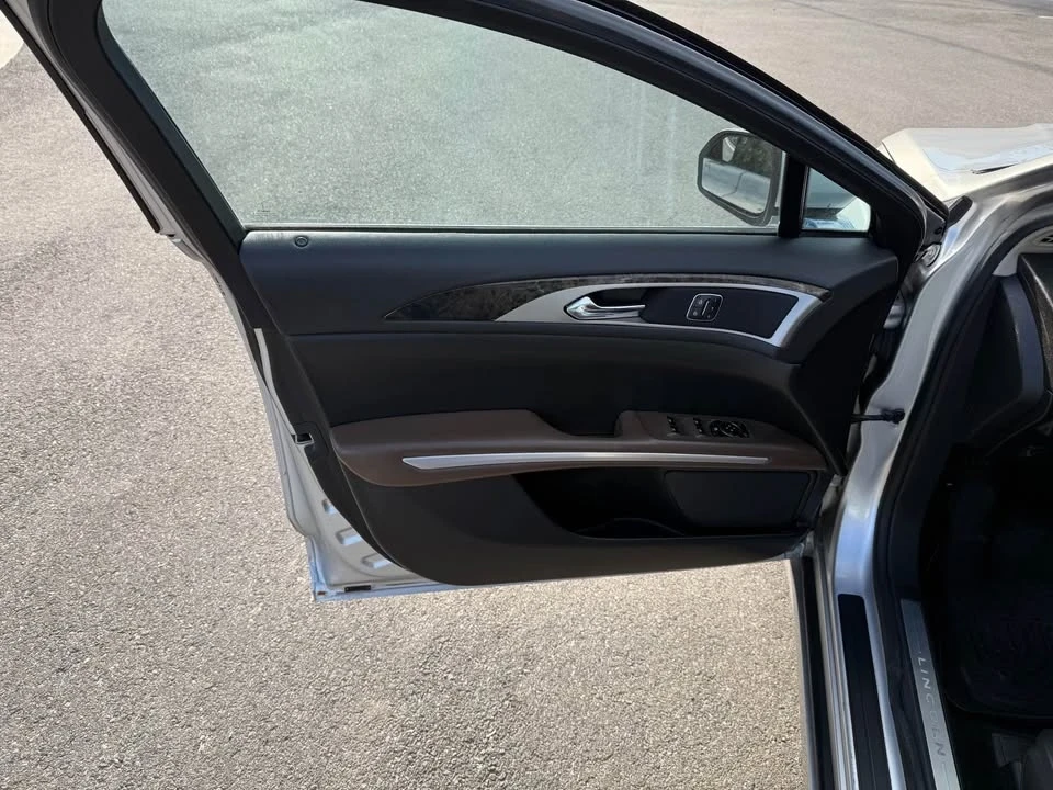 2014 Lincoln MKZ - Image 6 of 20