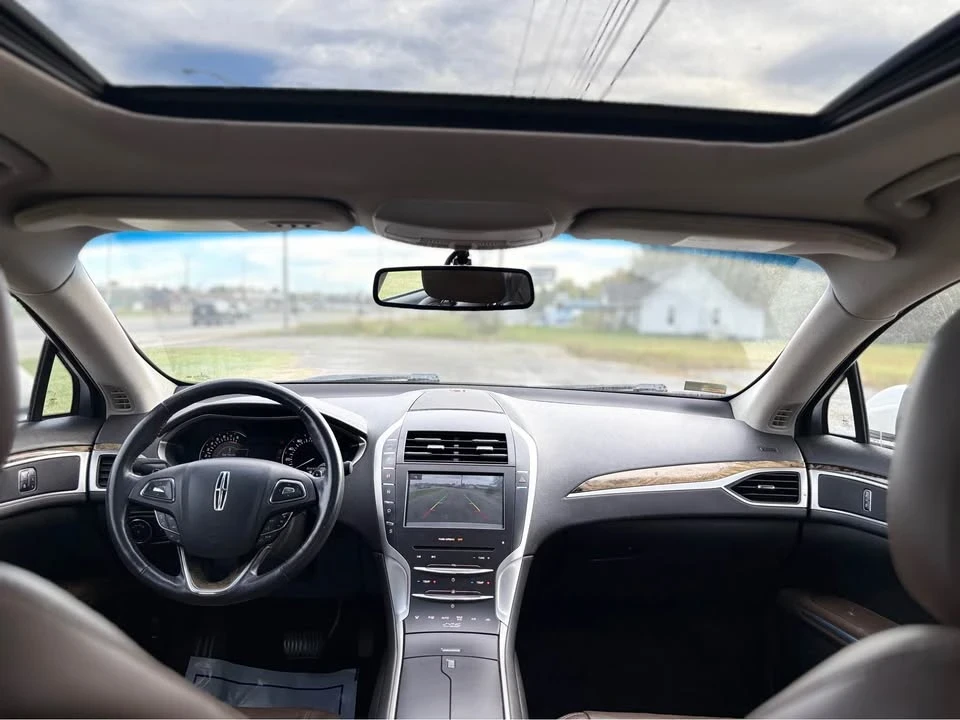 2014 Lincoln MKZ - Image 17 of 20