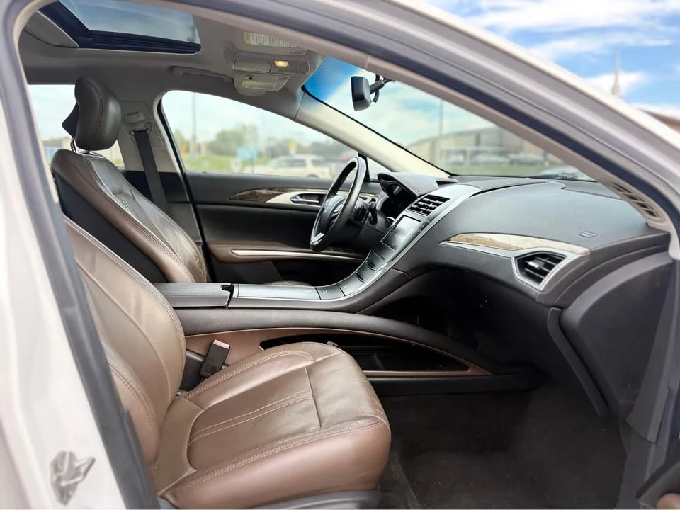 2014 Lincoln MKZ - Image 14 of 20