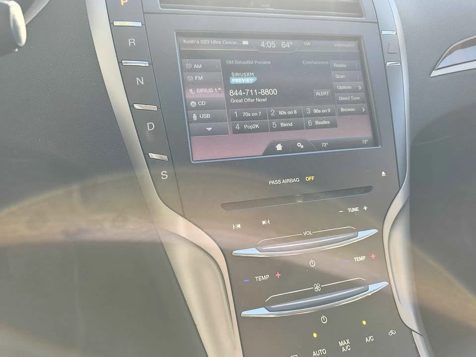 2014 Lincoln MKZ - Image 8 of 9