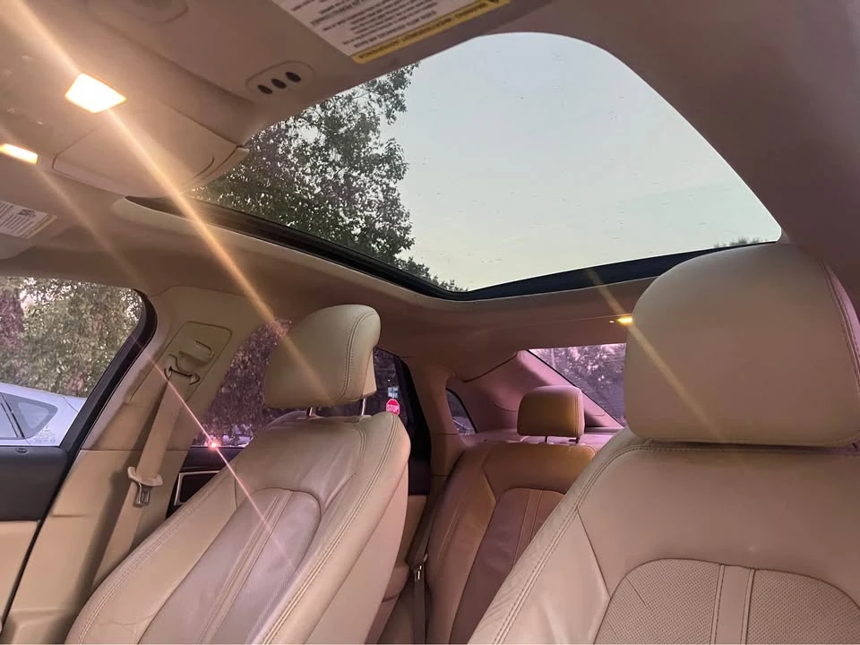 2014 Lincoln MKZ - Image 7 of 18