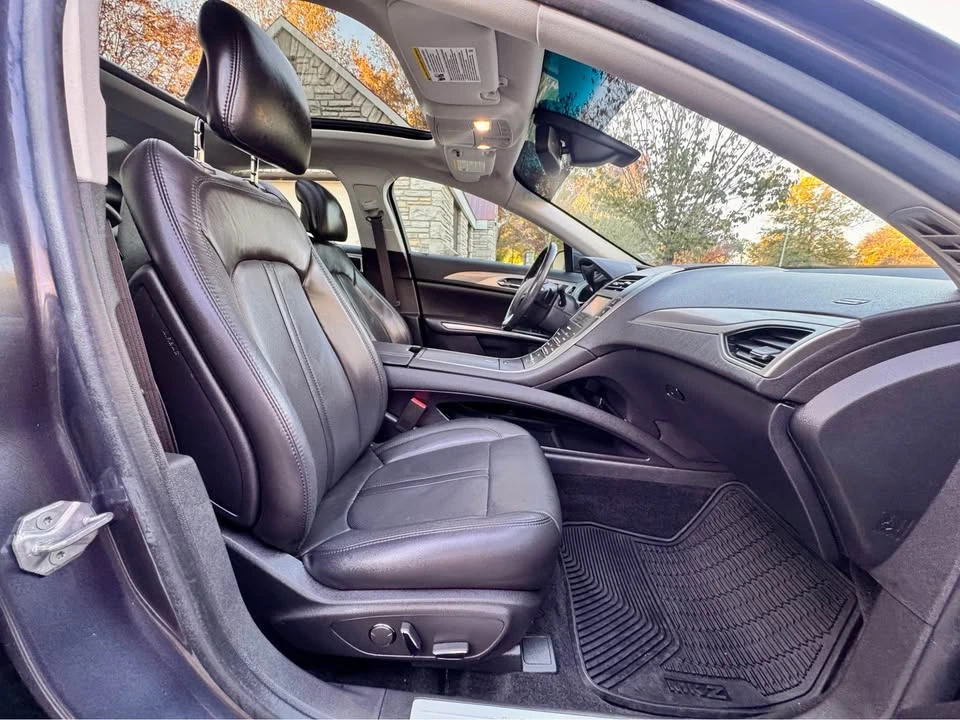 2014 Lincoln MKZ - Image 16 of 19