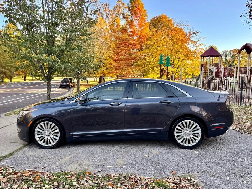 2014 Lincoln MKZ - Image 2 of 19