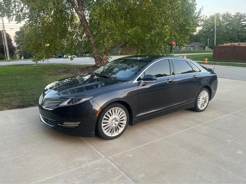 2014 Lincoln MKZ - Image 17 of 18