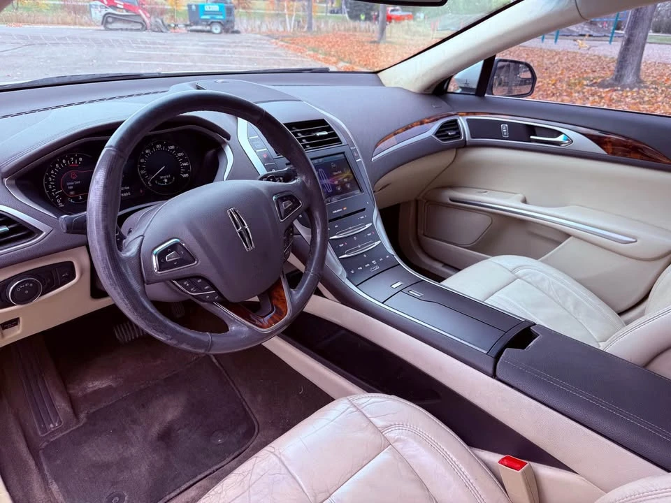 2014 Lincoln MKZ - Image 7 of 10