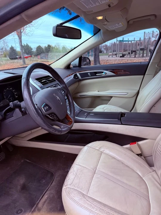 2014 Lincoln MKZ - Image 6 of 10