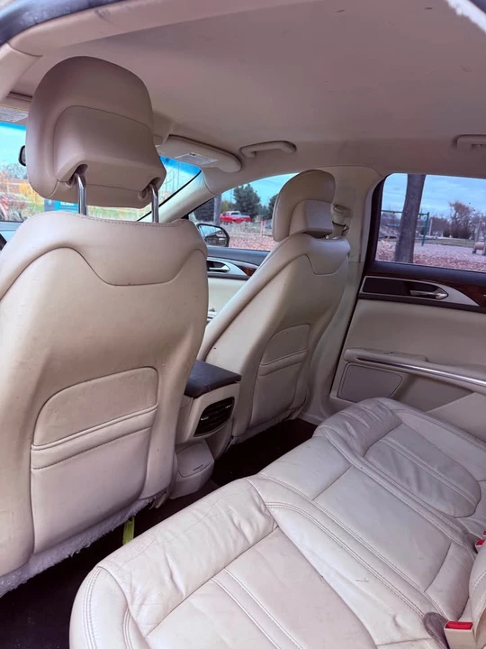 2014 Lincoln MKZ - Image 9 of 10