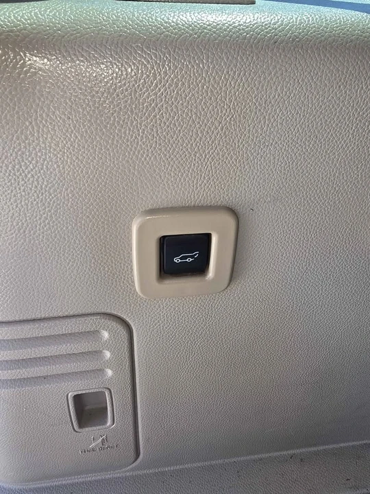 2014 Lincoln Navigator 3rd Gen - Image 11 of 15