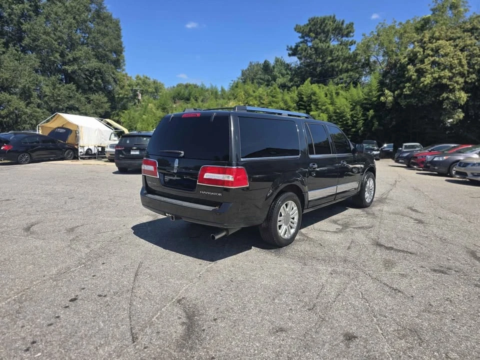 2014 Lincoln Navigator 3rd Gen - Image 3 of 15
