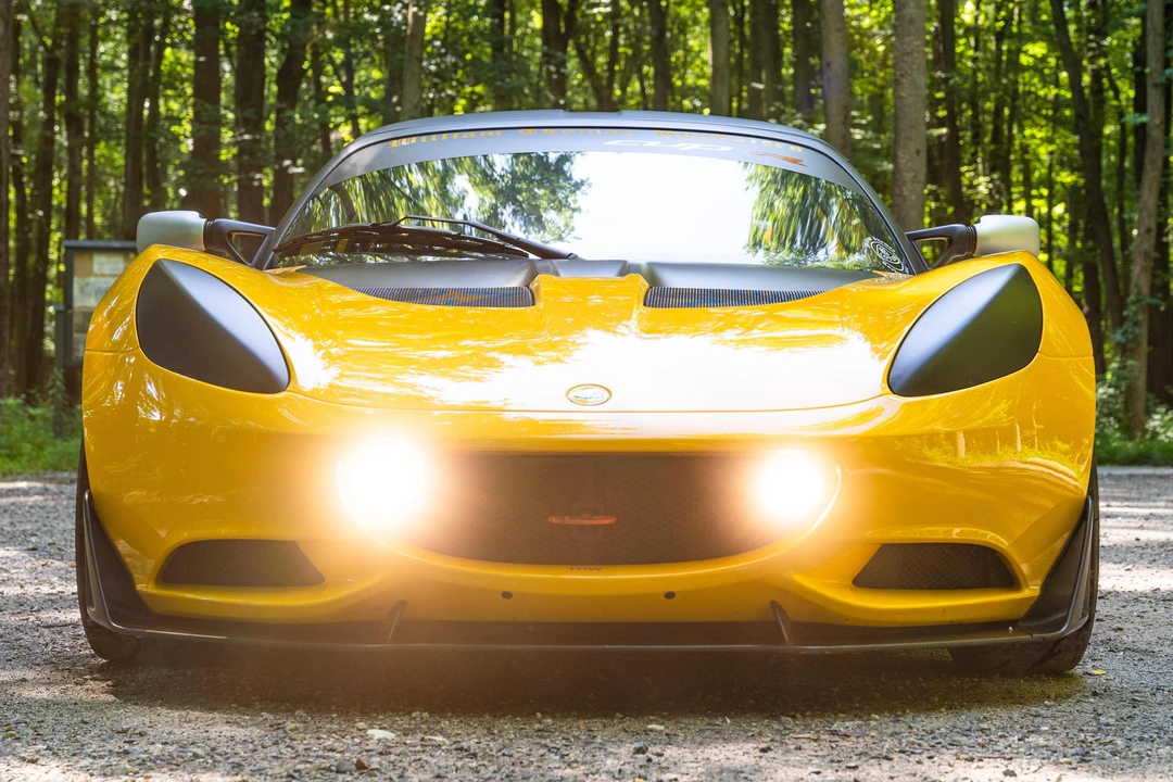 2014 Lotus Elise Series 3 - Image 2 of 31