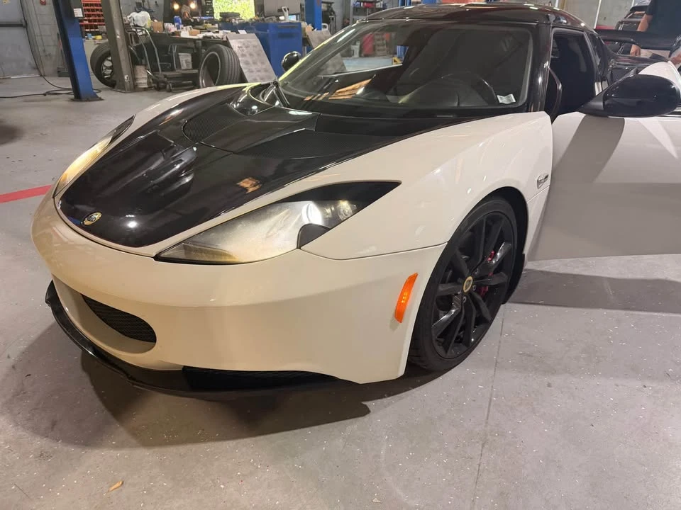 2014 Lotus Evora GT - Image 2 of 11