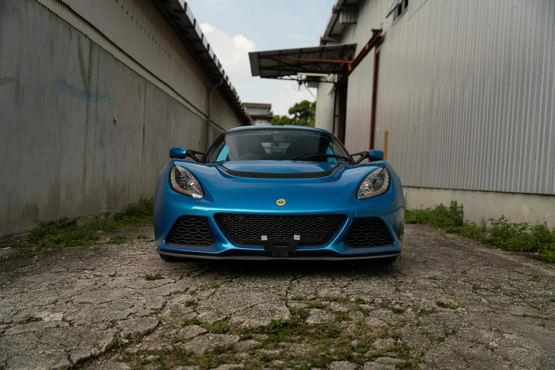 2014 Lotus Exige Series 3 - Image 2 of 21