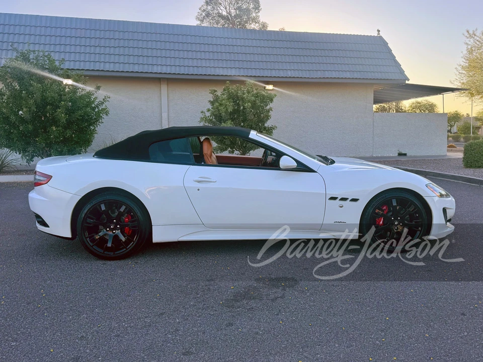 2014 Maserati GranTurismo 1st Gen - Image 11 of 12