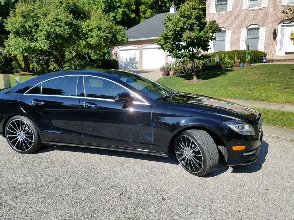 2014 Mercedes-Benz C218 CLS-Class - Image 2 of 12