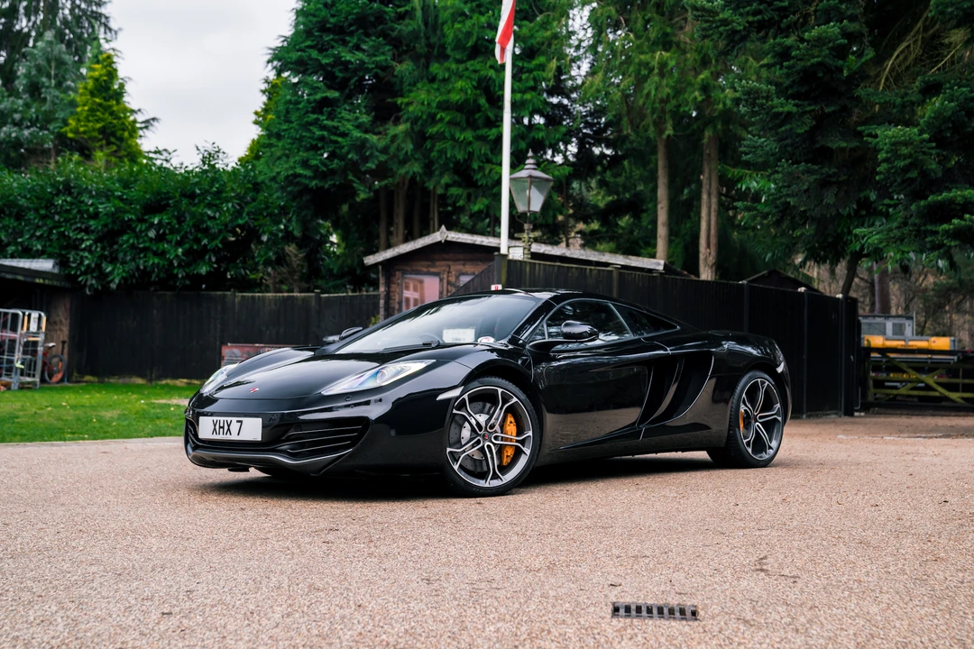 2014 McLaren MP4-12C - Image 15 of 31