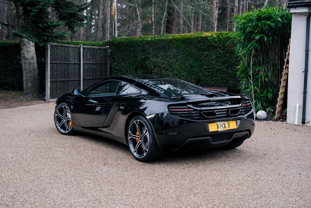 2014 McLaren MP4-12C - Image 8 of 31