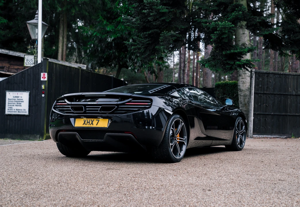 2014 McLaren MP4-12C - Image 23 of 31