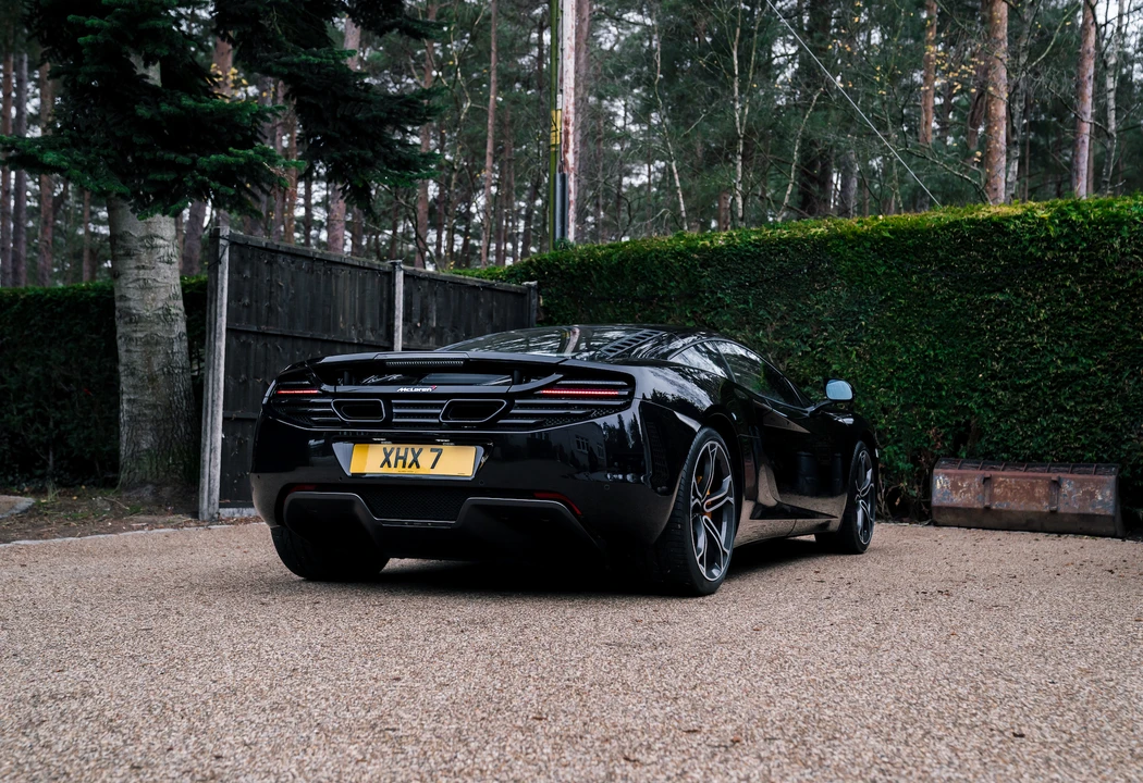 2014 McLaren MP4-12C - Image 24 of 31