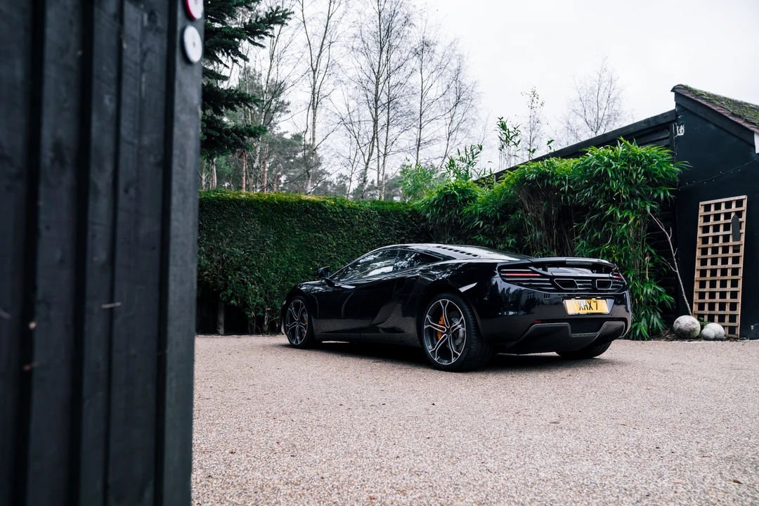 2014 McLaren MP4-12C - Image 27 of 31