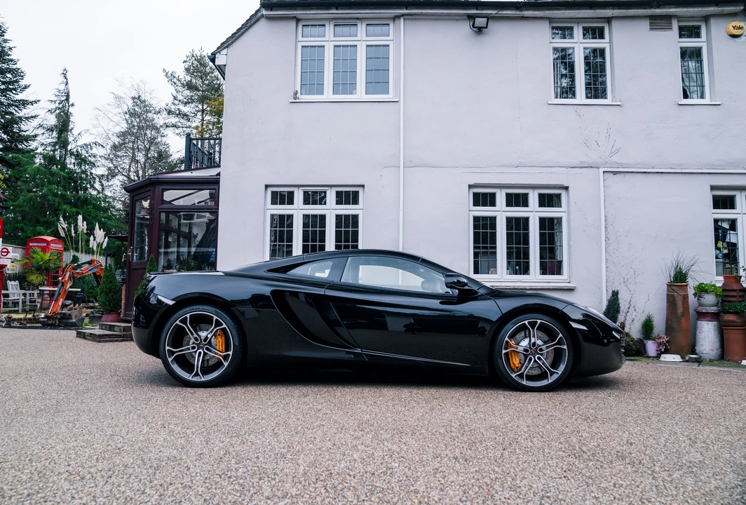 2014 McLaren MP4-12C - Image 5 of 31
