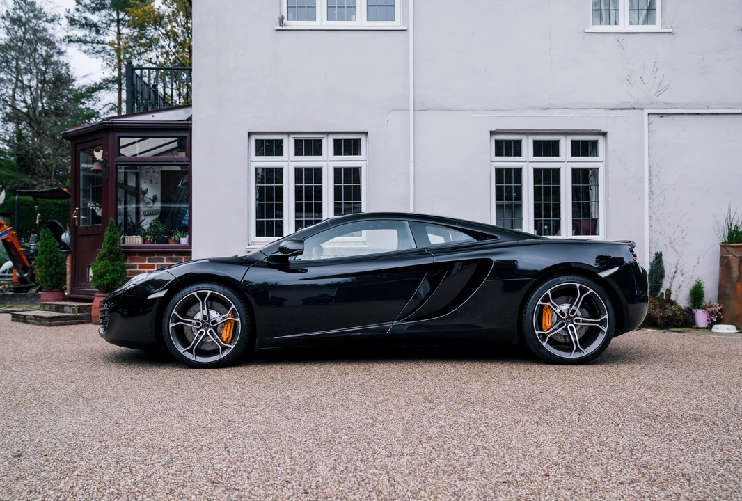 2014 McLaren MP4-12C - Image 29 of 31
