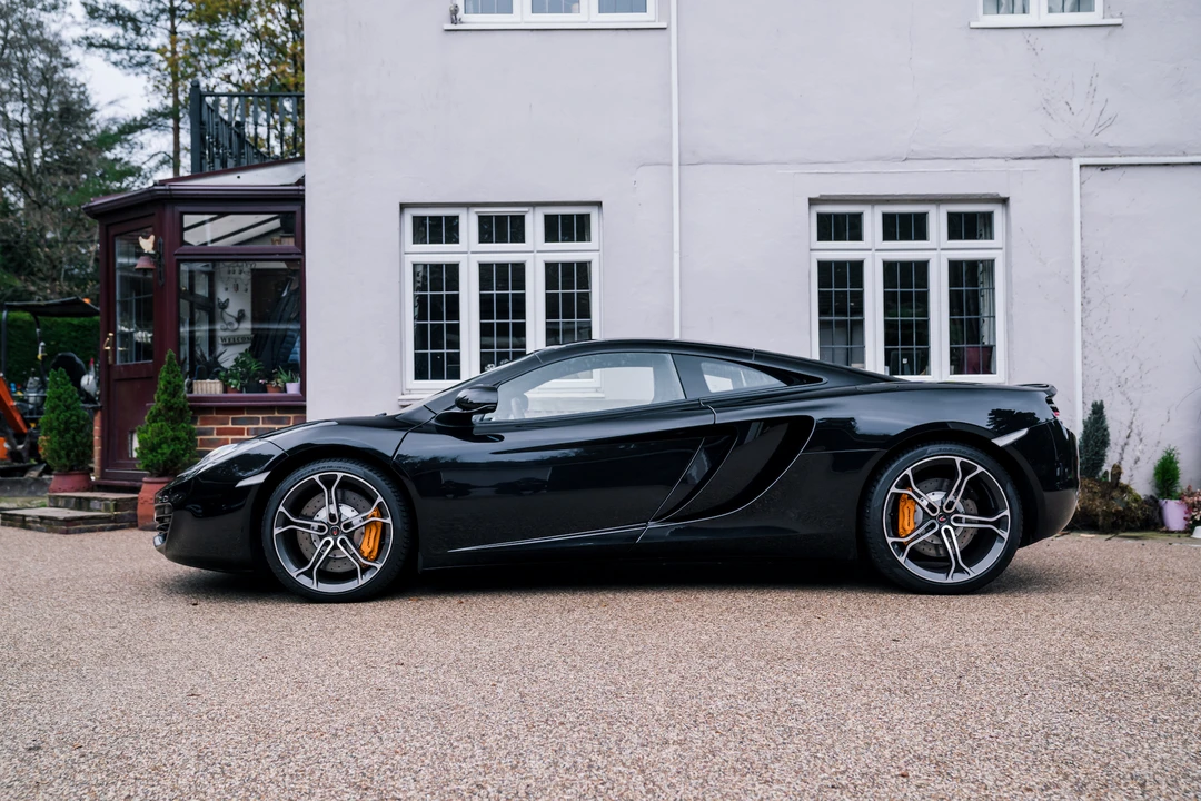 2014 McLaren MP4-12C - Image 30 of 31