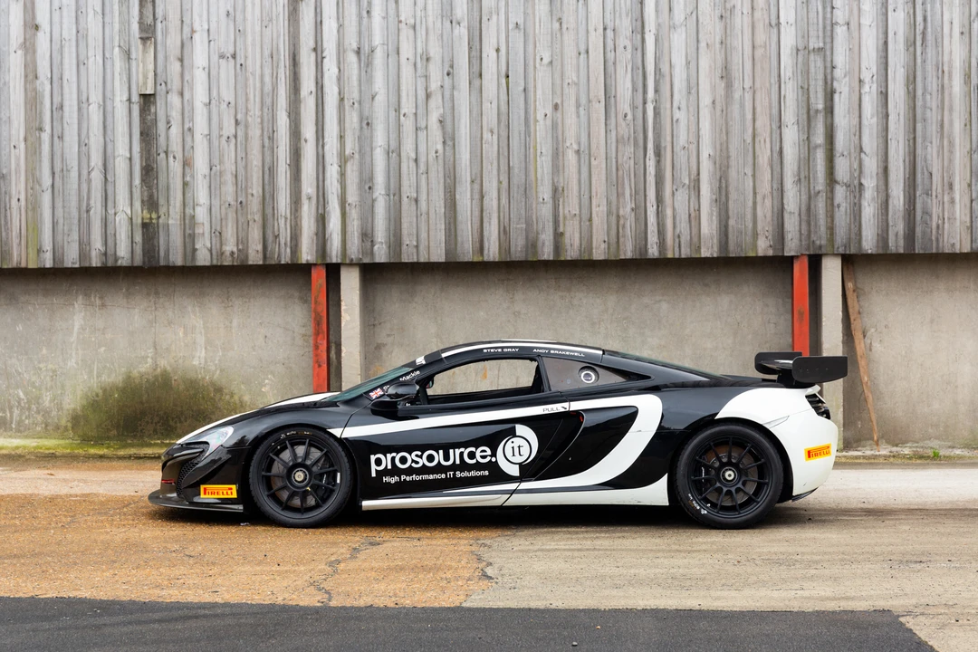 2014 McLaren 650S - Image 13 of 31