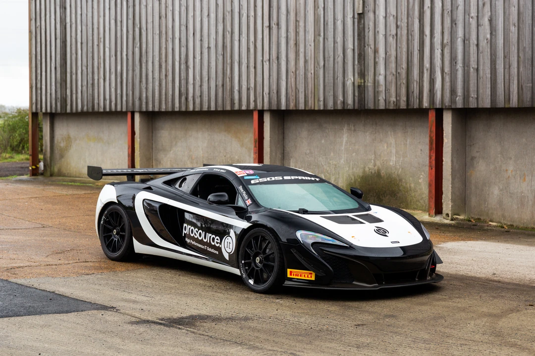 2014 McLaren 650S - Image 10 of 31
