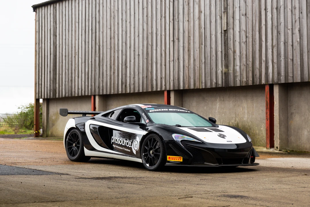 2014 McLaren 650S - Image 17 of 31