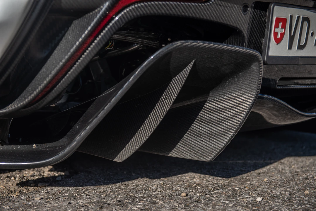 2014 McLaren P1 - Image 18 of 31