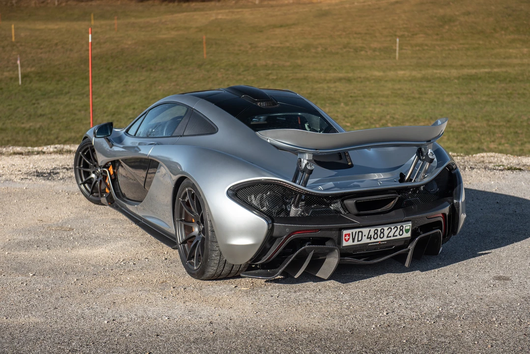 2014 McLaren P1 - Image 22 of 31