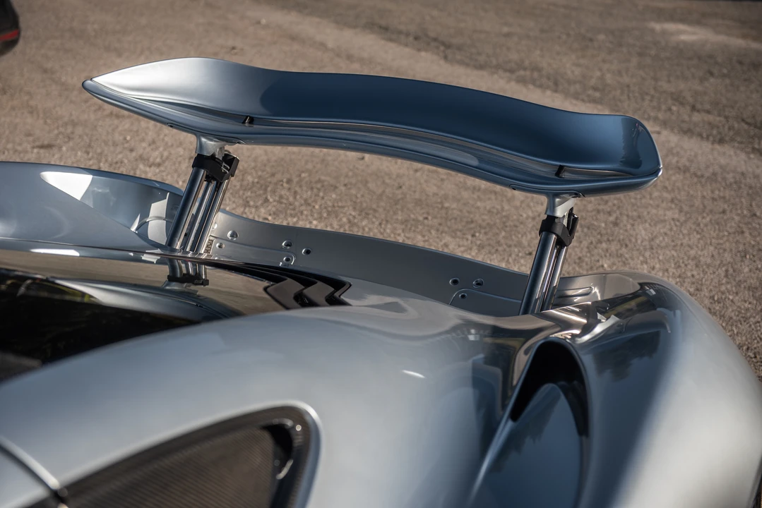 2014 McLaren P1 - Image 25 of 31