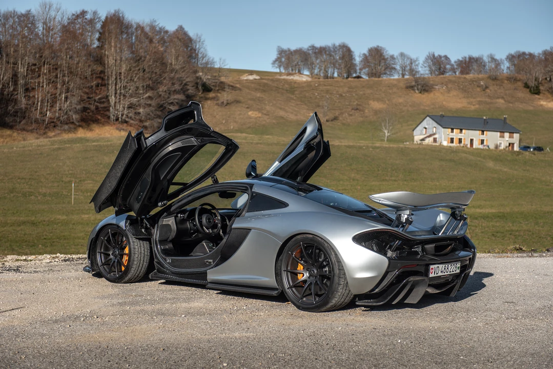2014 McLaren P1 - Image 26 of 31