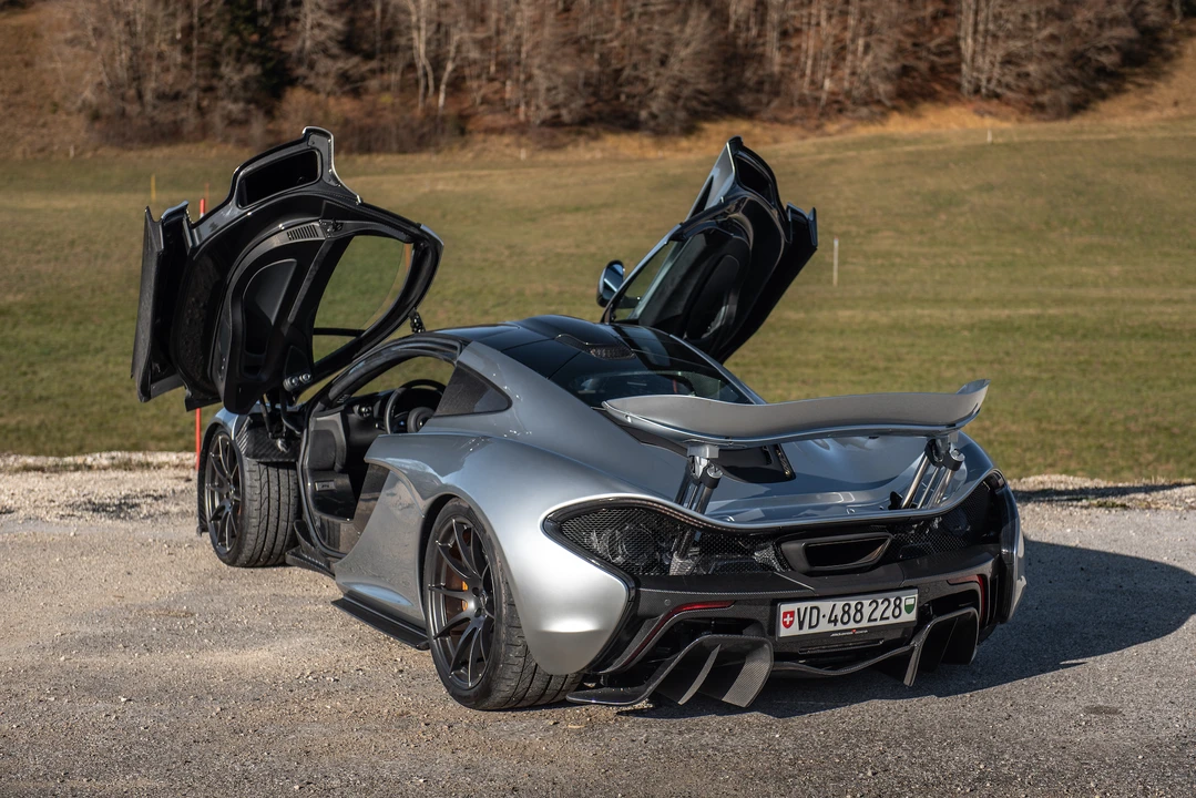 2014 McLaren P1 - Image 30 of 31