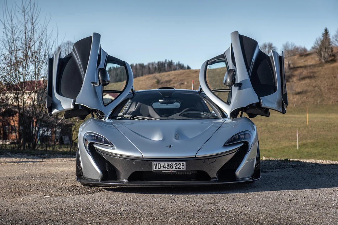 2014 McLaren P1 - Image 3 of 31